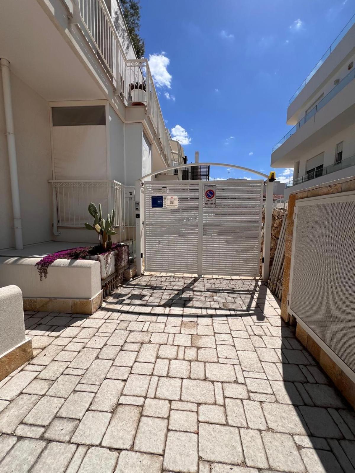 Orange Dream Hotel Polignano a Mare Bilik gambar